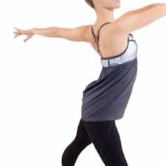 NWOT Lululemon Rehearsal Tank White Grey Coal Tinted Tank Sz 8 - Picture 2 of 8